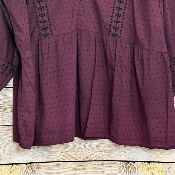 Lane Bryant Women's Top Size 20 Maroon/Burgundy Embroidered V-Neck 3/4 Sleeve - Picture 4 of 10